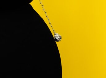 silver chain necklace with heart pendant